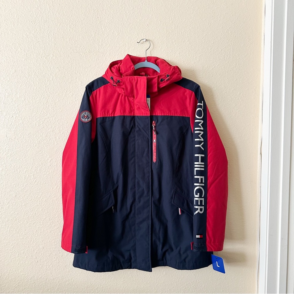 NWT Tommy Hilfiger All Weather Jacket - Size large - Red/Navy